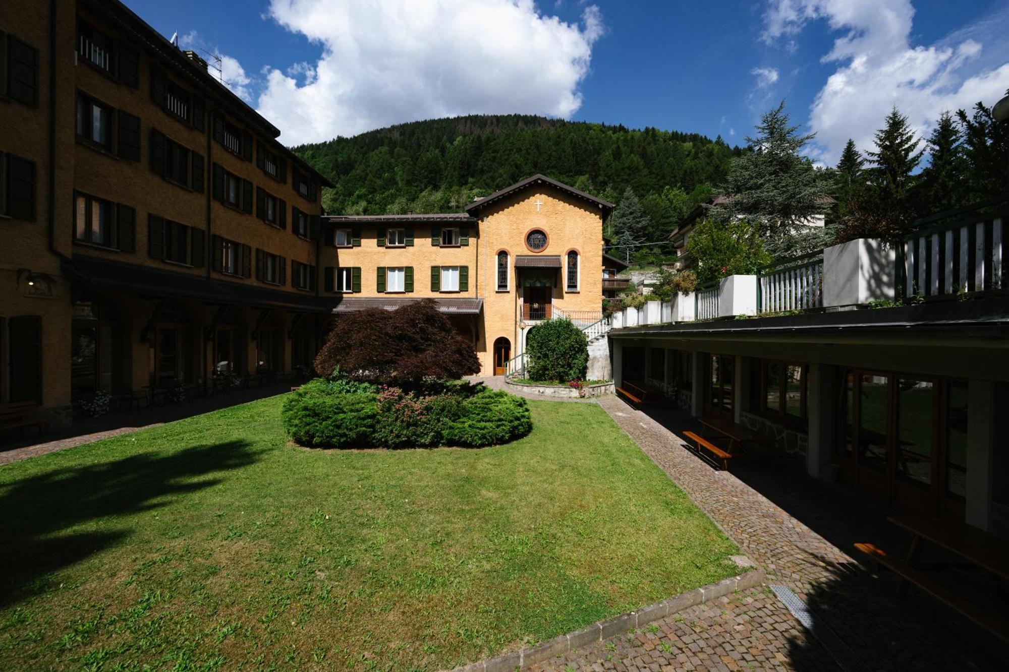 Villa Luzzago Ponte Di Legno Exterior photo